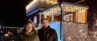 Familjen har 10 000 juleljus tända på tomten