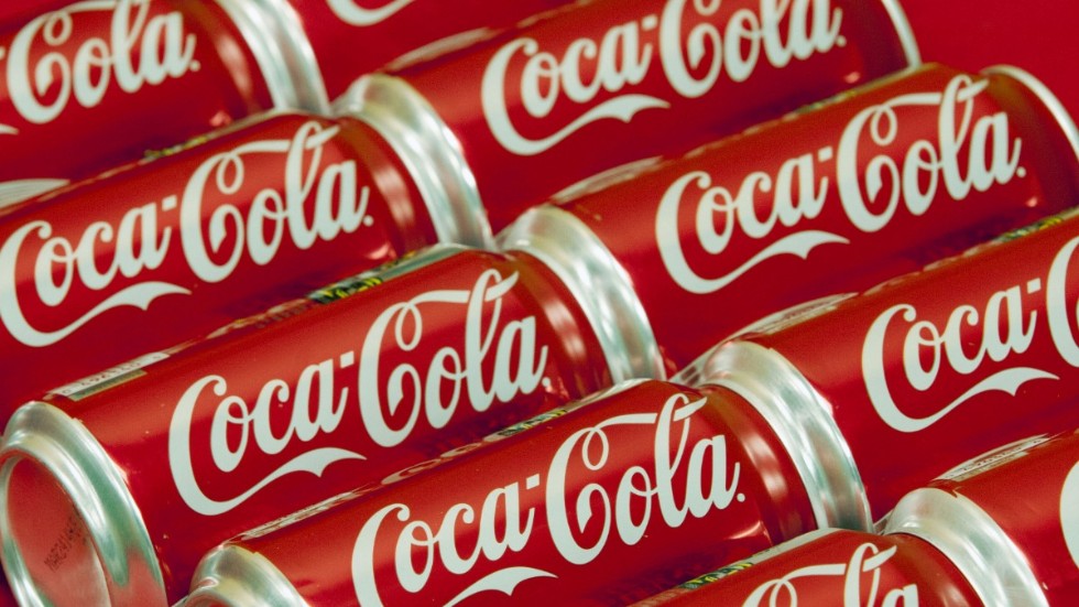 En burk med Coca-Cola vägde för 50 år sedan 85 gram. Numera väger den 15 gram. 