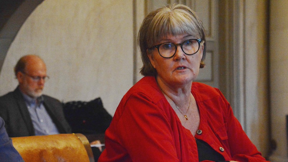 Oppositionsrådet Helen Nilsson (S) i Vimmerby följde onsdagsens historiska och dramatiska händelser i riksdagen och hon ser direkt en koppling till det stundande valet om drygt nio månader.