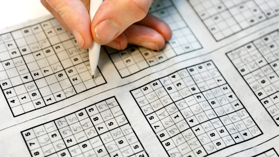 Sudoku på det gamla hederliga viset med papper och penna. Skribenten utvecklade dock sitt beroende på den mobila plattformen.