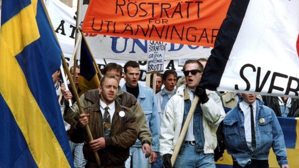 SD demonstrerar 1991. Partiet grundades av personer med kopplingar till nazism, fascism och högerextremism.