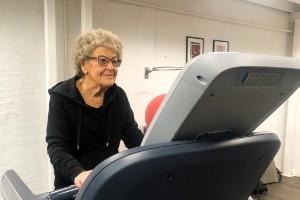 91-åriga Marianne ger järnet på gymmet • "Man vill träna så mycket som en kan"