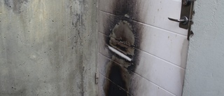 Privatperson släckte anlagd brand: "En burk med brinnande vätska"