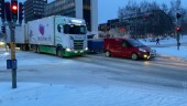 Långa bilköer på E 4 i Skellefteå på eftermiddagen