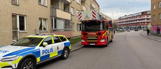 Spisbrand i lägenhet i Nyfors – räddningstjänsten ryckte ut