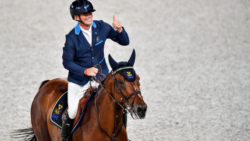 Peder Fredricson och All In efter att ha säkrat det svenska OS-guldet i Tokyo efter en dramatisk omhoppning mot USA. Arkivbild.