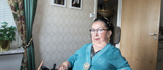 Leila, 65, fick sin specialanpassade bil uppbränd: "Fånge i min lägenhet"