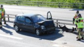 Två bilar i trafikolycka på Söderleden