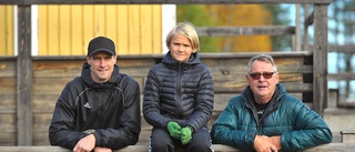 Familjen Johansson för traditionen vidare • Önskade att pappan slutade spela fotboll • "Suget kommer hela tiden tillbaka"