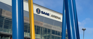 Långa köer vid Saab arena efter missbedömning av regionen 