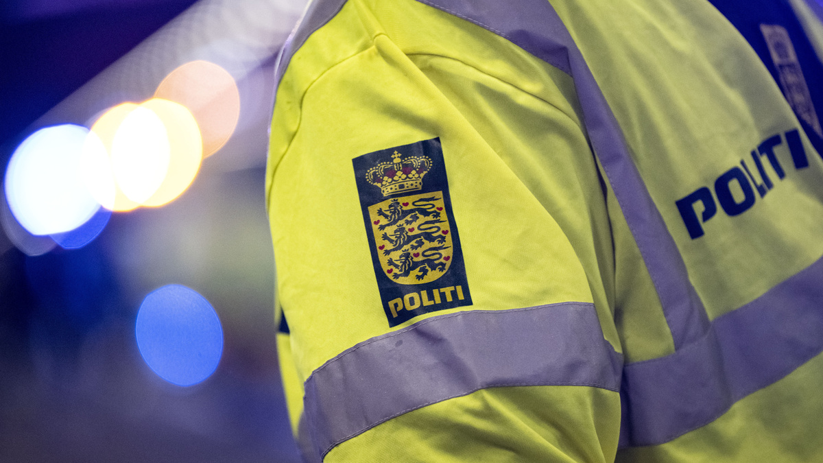 Sex Poliser I Köpenhamn Misstänks För Brott