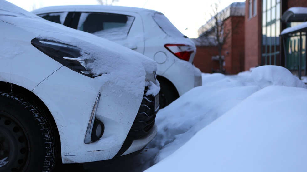 På vintern gäller det att vara rädd om bilen och inte starta den om till exempel kylarvätskan har frusit.