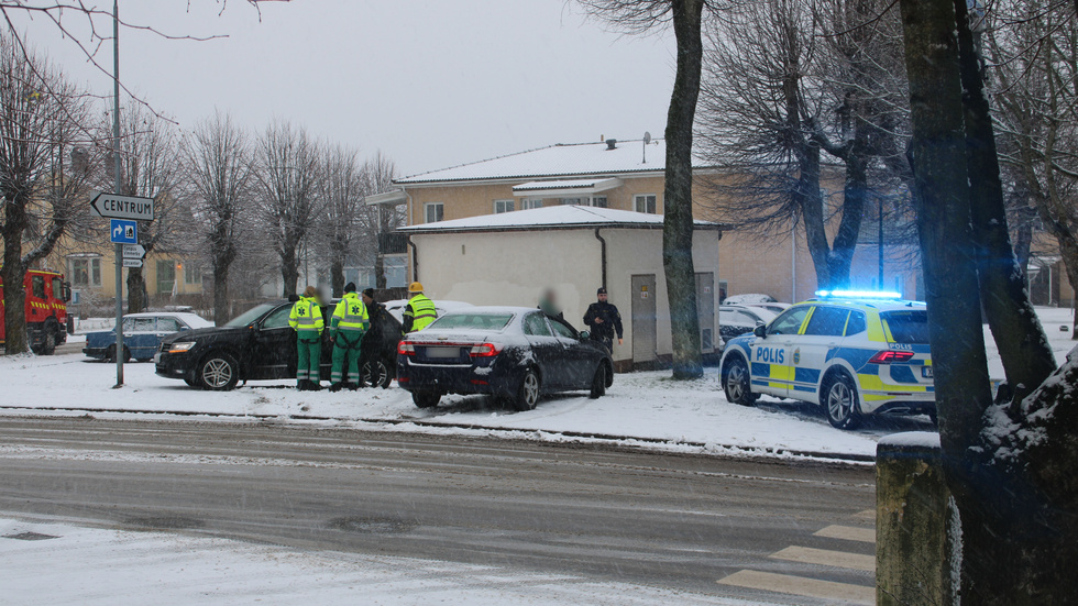 Olyckan inträffade i korsningen Järnvägsallén och Falkängsgatan i Vimmerby.