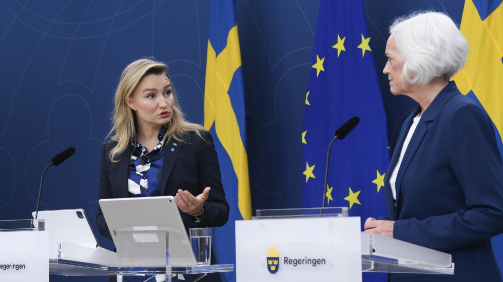 Energi- och näringsminister Ebba Busch (KD) och sjukvårdsminister Acko Ankarberg Johansson (KD) på en pressträff tidigare i veckan. Arkivbild.