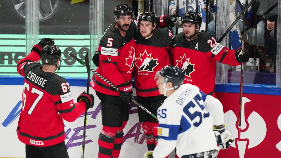 Kanada slog Finland med 4–1 i ishockey-VM och är klart för semifinal.
