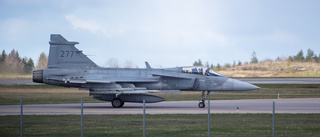 Stridsflygplan från fastlandet håller övning på Gotland 