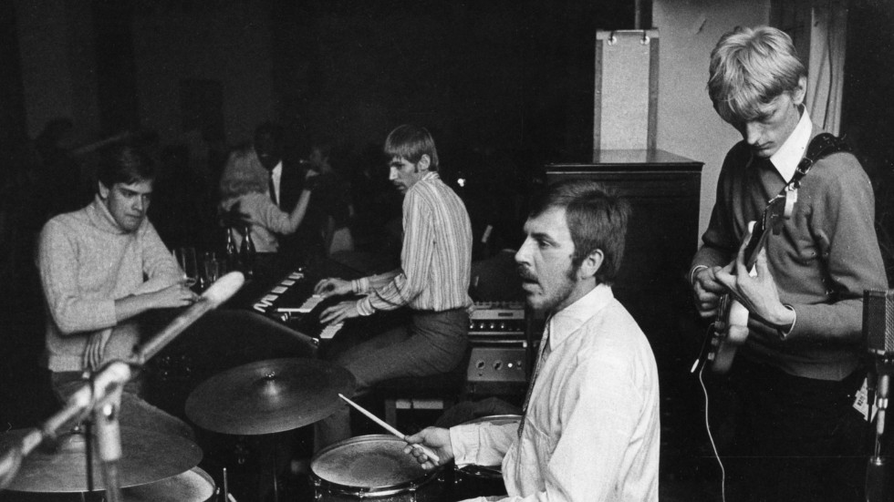 Hansson och Karlsson uppträder i Stockholm 1967. Bo Hansson, vid orgeln, skulle senare bli en av artisterna som starkast förknippades med skivbolaget Silence Records. Arkivbild.