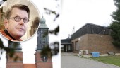 Så anpassar sig kyrkan och moskén till riktlinjerna