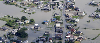 Över 60 fruktas döda i japanskt oväder