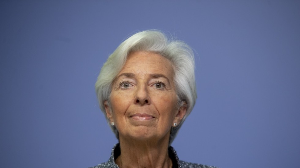 ECB, med Christine Lagarde, lämnar styrräntan och insättningsräntan kvar på rekordlåga nivåer. Arkivbild