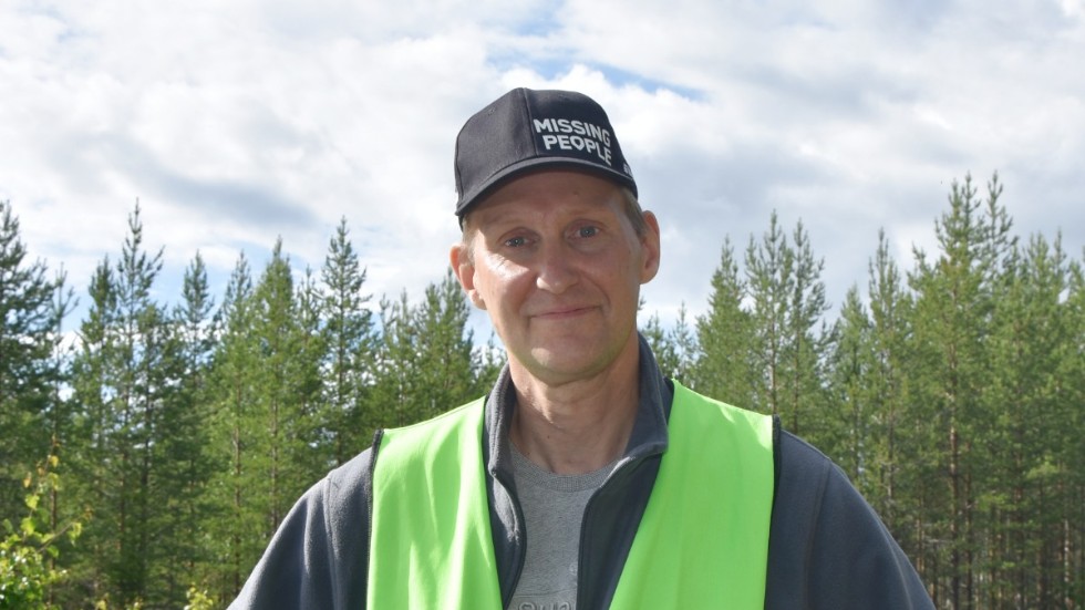Göran Landewall, Missing people Norrbotten och operativ chef för insatsen på plats: ”Vi har ett mycket bra och nära samarbete med polisen. Vad vi än gör har vi en dialog med dem, så att vi inte förstör.”