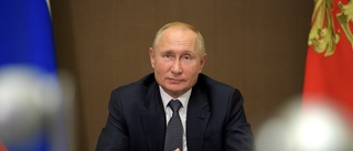 Putin till Macron: Håll dig borta