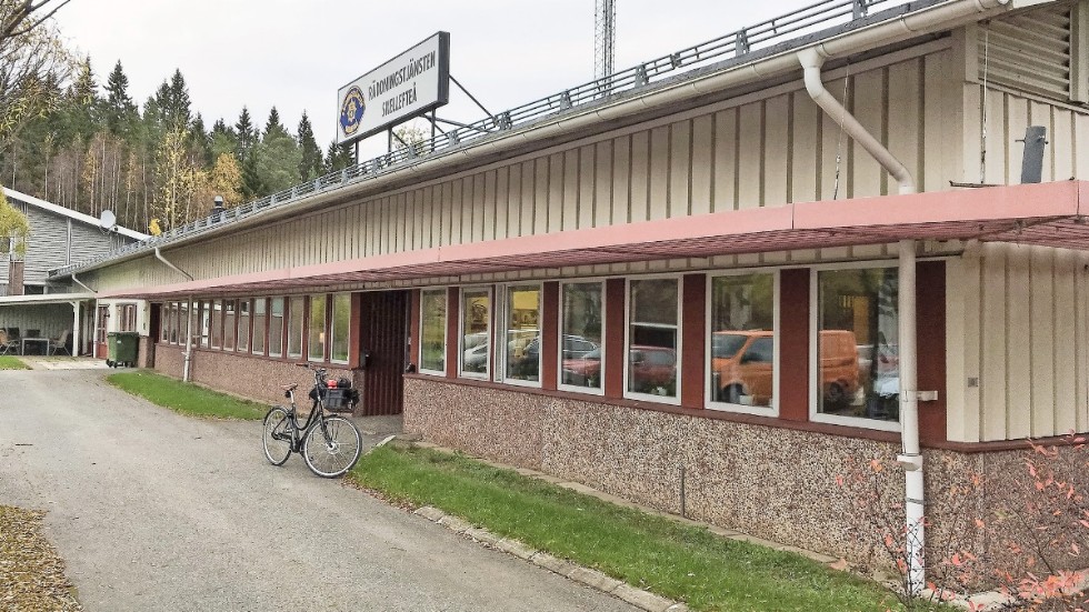 Skribenten vill inte att man ska flytta brandstationen i Skellefteå.
