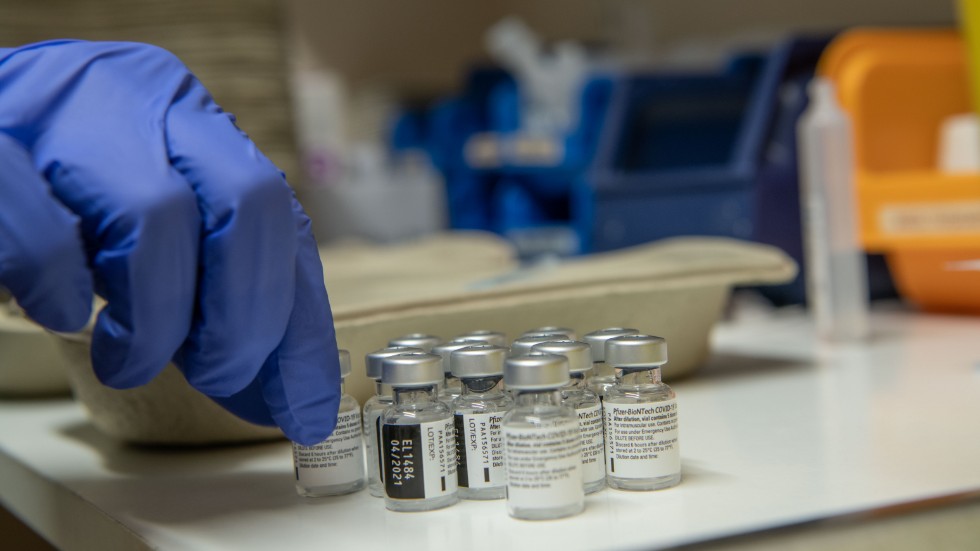 Närmare 30 000 östgötar har nu fått sin första dos av vaccin mot covid-19.
