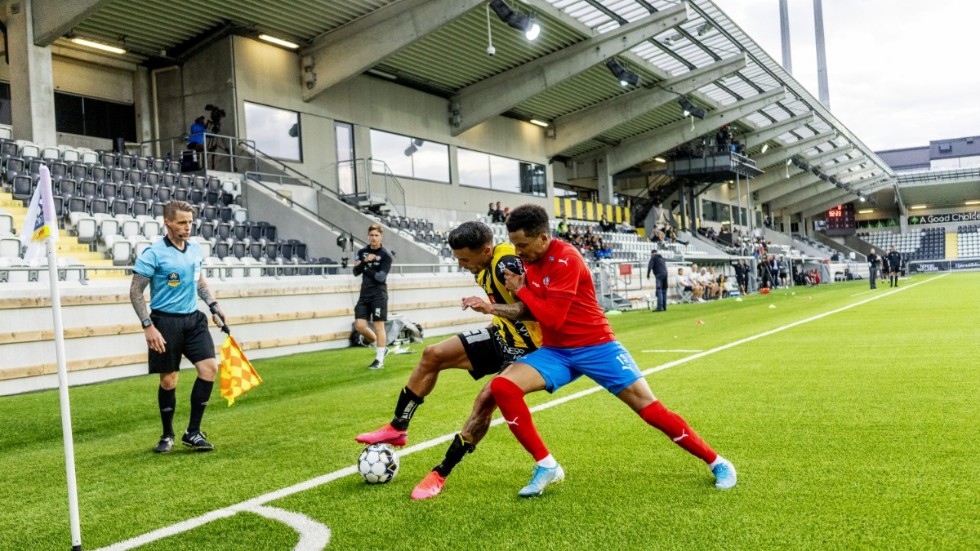Martin Olsson spelade som mittback i Helsingborgs förlustmatch mot Häcken (0–1).