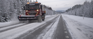 Flera varningar när snöfall når norra Sverige