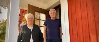 Blixtnedslaget orsakade brand hemma hos paret Wahlström i Baggetorp – sovrummet rökfyllt: "Det var en ordentlig smäll"