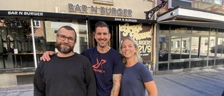 Gänget på Tovastugan tar över Bar N Burger i centrala Nyköping: "Roligt att komma upp på stan och känna på pulsen"