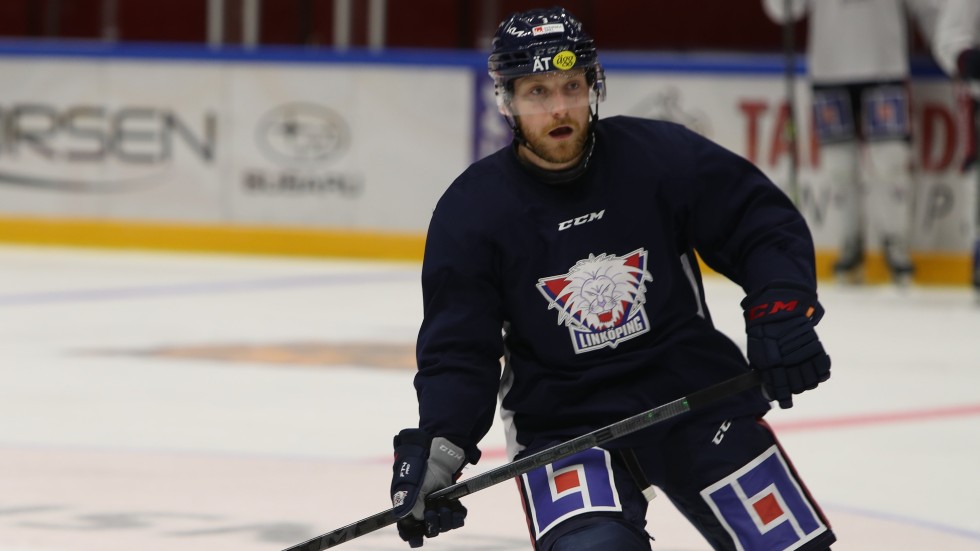 Förra säsongen i KHL svarade Linus Hultström för 28 poäng på 48 matcher. 
