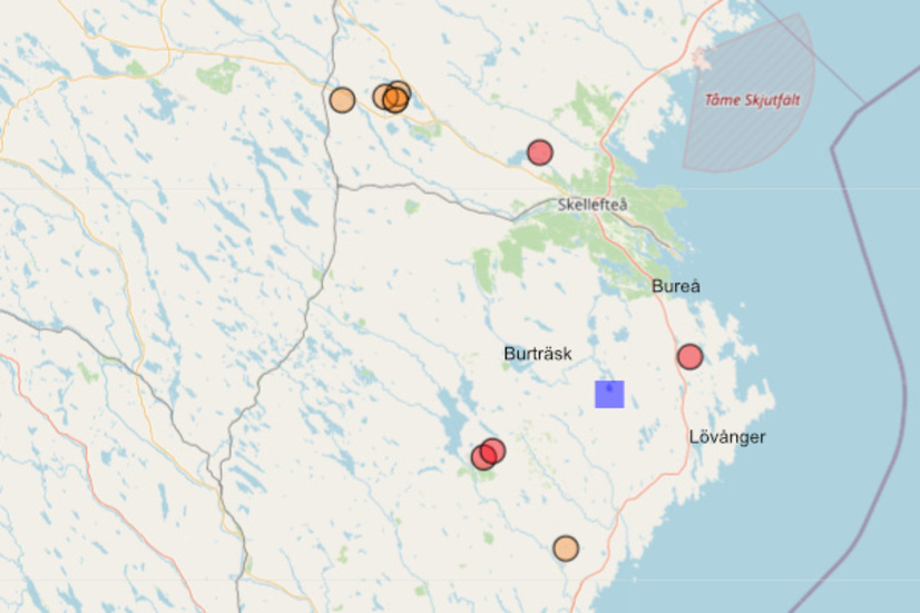 
Saturday's major earthquake had its epicenter where we placed a blue box. The red dots represent other earthquakes in the past 14 days. Yellow dots indicate explosions.