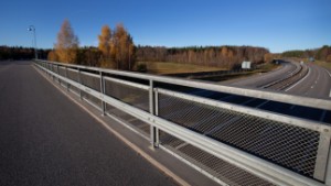 Förstör inte fina Lomtjärn     
