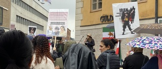 Protester i Uppsala: "Stäng iranska ambassaden"