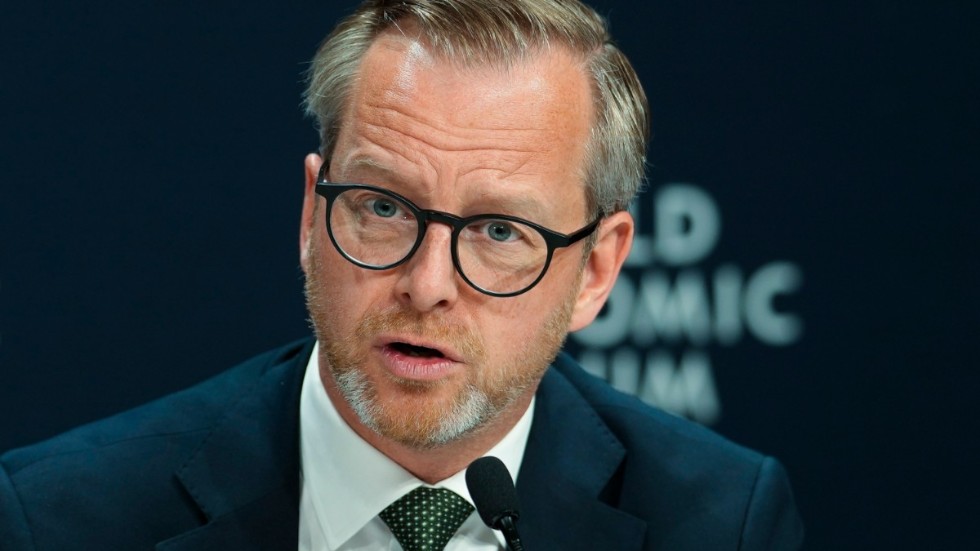 Finansminister Mikael Damberg på plats i Davos.