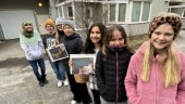 Säljer kakor efter skolan – 10-åringarna i Sävja har samlat tusentals kronor till Ukrainas barn