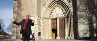 Jubilerande biskopen visste tidigt vad han ville bli: "Lekte präst framför tjockteven"