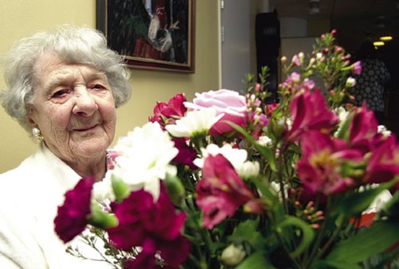 En blomsterprakt utan dess like. Många ville gratulera Gunhild Zedig på 100-årsdagen.
