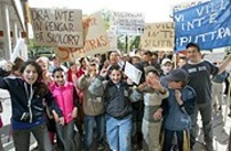 Skolelever protesterade mot neddragningar