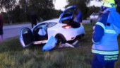 Två bilar krockade i Kuddby – bråte på vägen