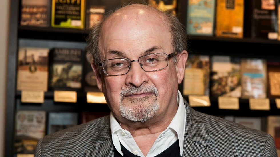 En satiriker och humorist. Den ständigt dödshotade författaren Salman Rushdie har blivit ansiktet för det fria ordet. 