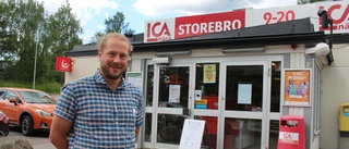 Rekordunge Ica-handlaren valde bort tryggheten • Nu firar han tre år i Storebro