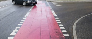 Röda cykelbanor ska öka trafiksäkerheten