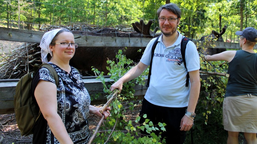 Steffen och Monika Tiepner har sommarstuga i Virserum och brukar besöka älgparken varje år.