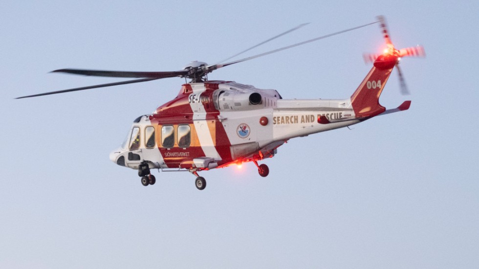 Sjö- och flygräddningscentralen deltog med helikopter i räddningsinsatsen. Arkivbild.