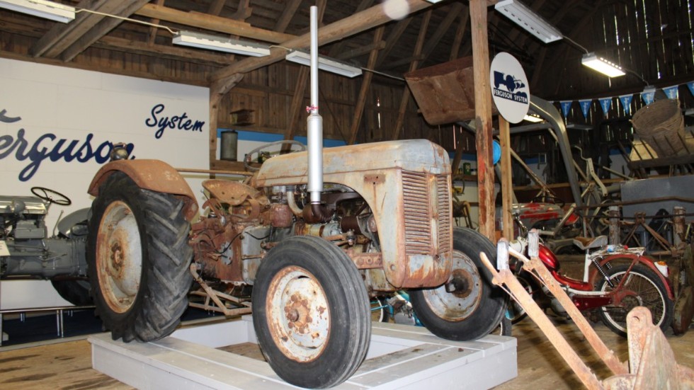 När Håkan Glindell köpte sin första traktor var det aldrig meningen att det skulle bli ett museum. Nu har han en dröm om att i ett senare skede kunna driva en hel motorpark.