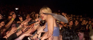 Courtney Love läser lusen av rockens finrum
