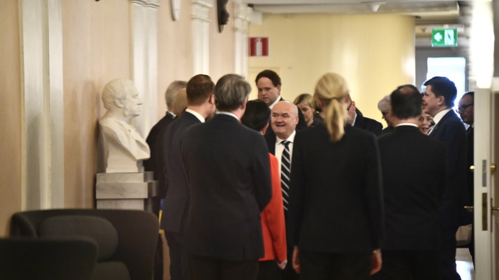 En ungersk delegation med parlamentsledamöter från premiärminister Viktor Orbáns regeringsparti Fidesz, däribland den vice talmannen, är i riksdagen för att bland annat möta talman Andreas Norlén.